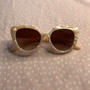 Aeropostale Cat Eye Sunglasses